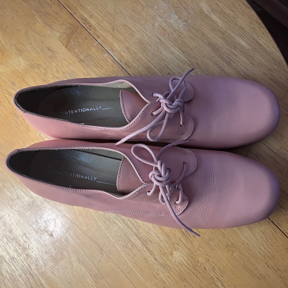 Intentionally Blank Albany Pink Platform Oxfords EU 40/Size 9 GUC